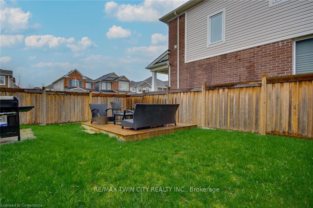 18 Blue Oak St, Kitchener — 30