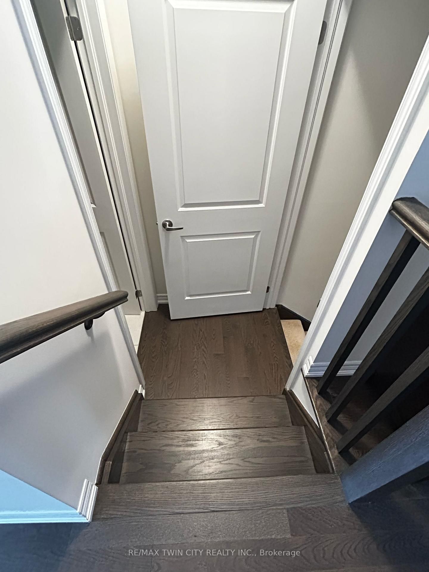123 Broadacre Dr, Kitchener — 7