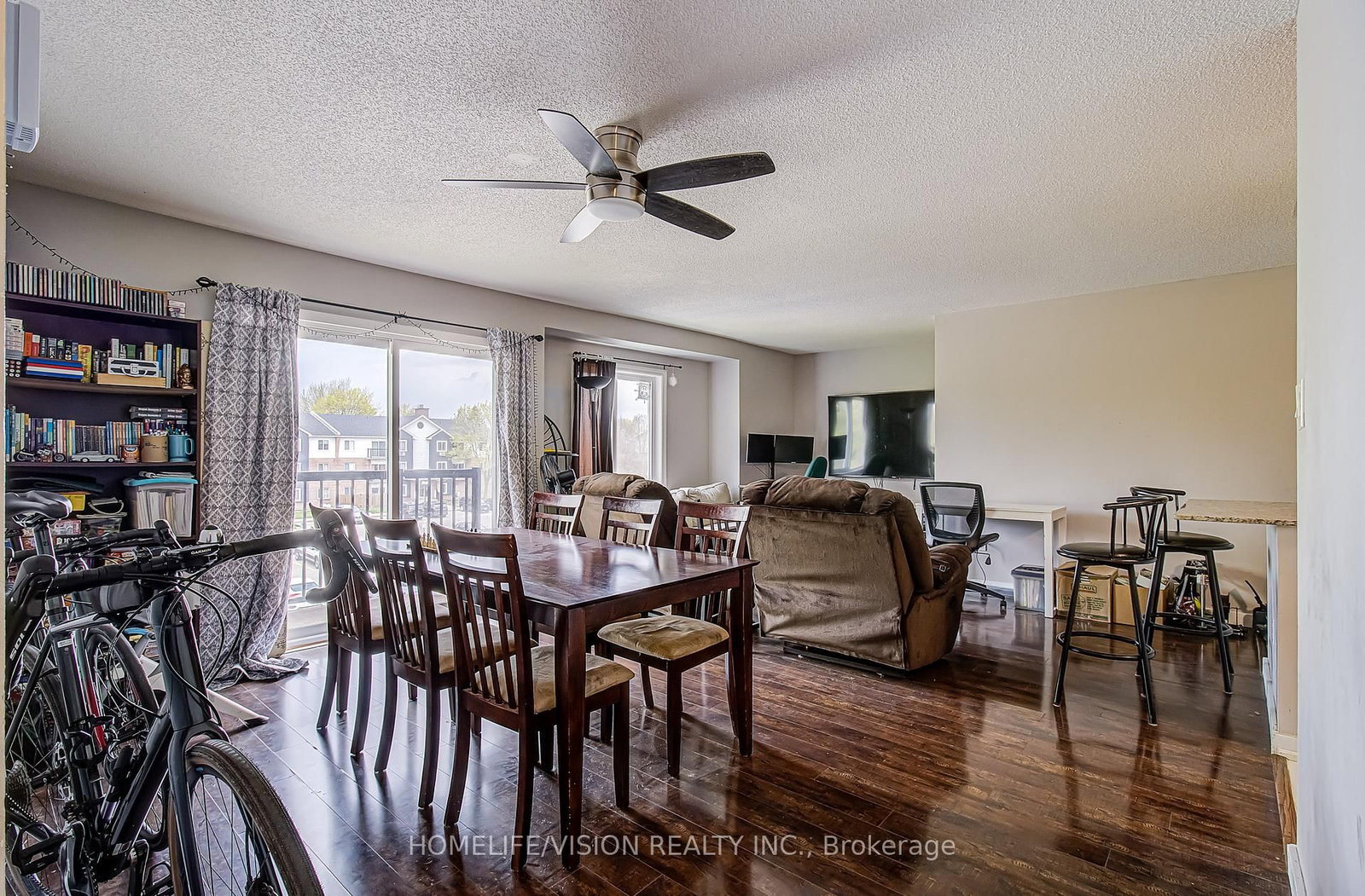 310-271 Eiwo Crt, Waterloo — 15