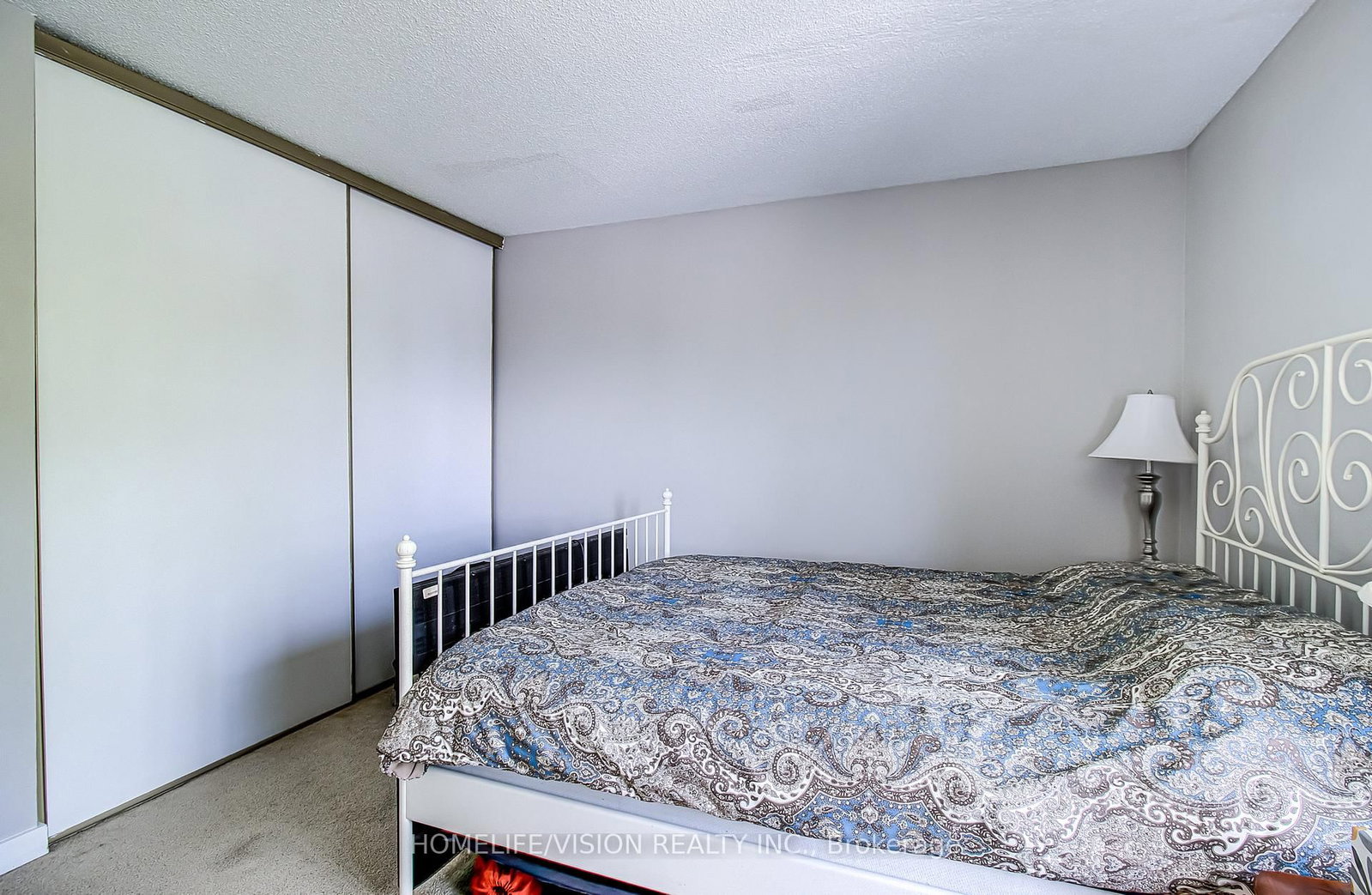310-271 Eiwo Crt, Waterloo — 19