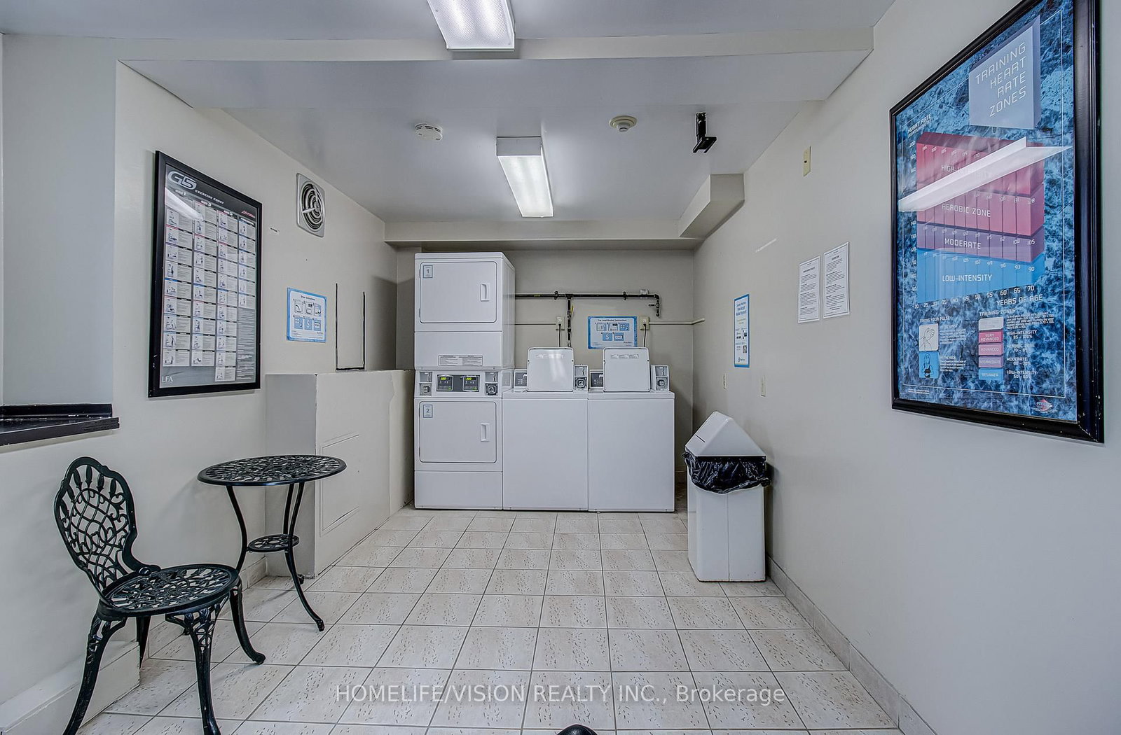 310-271 Eiwo Crt, Waterloo — 24